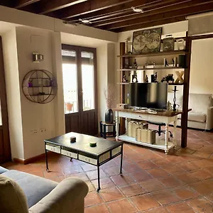 Apartment Sleep In Historic Puerta Elvira, Granada
